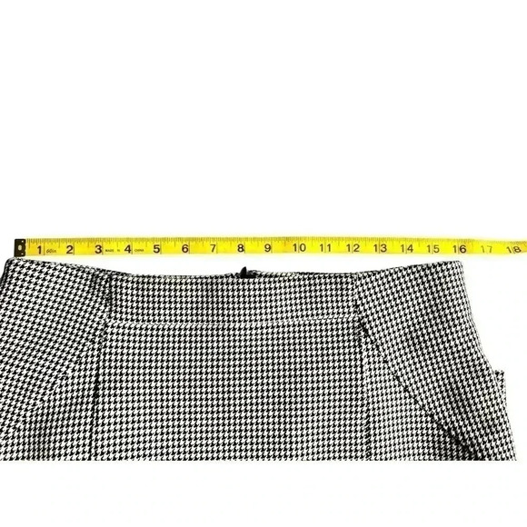 BANANA REPUBLIC HOUNDSTOOTH SKIRT•SIZE 10 PETITE•PREOWNED GREAT CONDITIO… - Picture 7 of 7